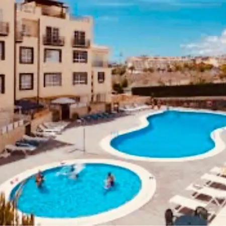 Dream Apartment, Arcoiris * קיאו סלבאחה